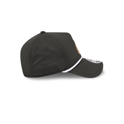 Chicago Blackhawks Performance 9FORTY APEX Snapback Hat