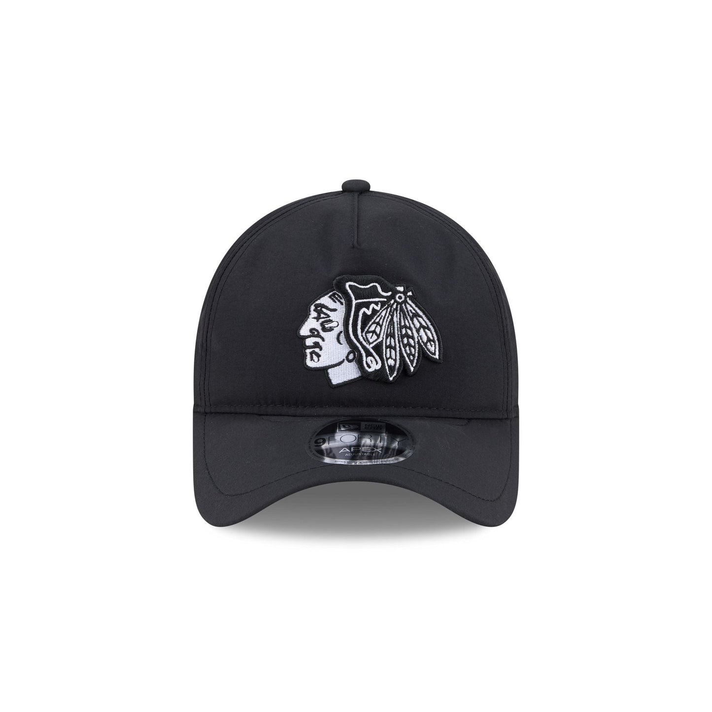 Chicago Blackhawks Black 9FORTY APEX Snapback Hat