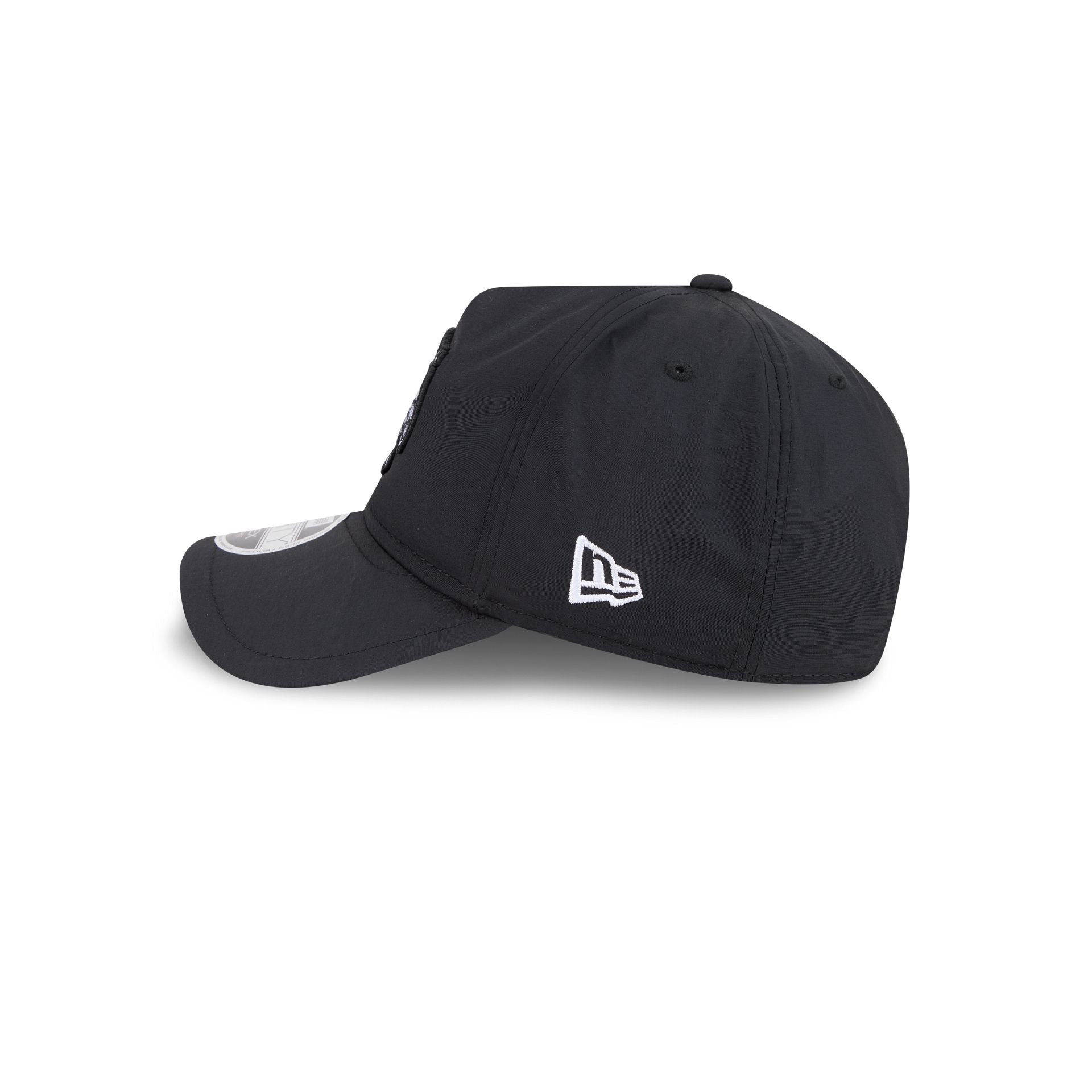 Chicago Blackhawks Black 9FORTY APEX Snapback Hat