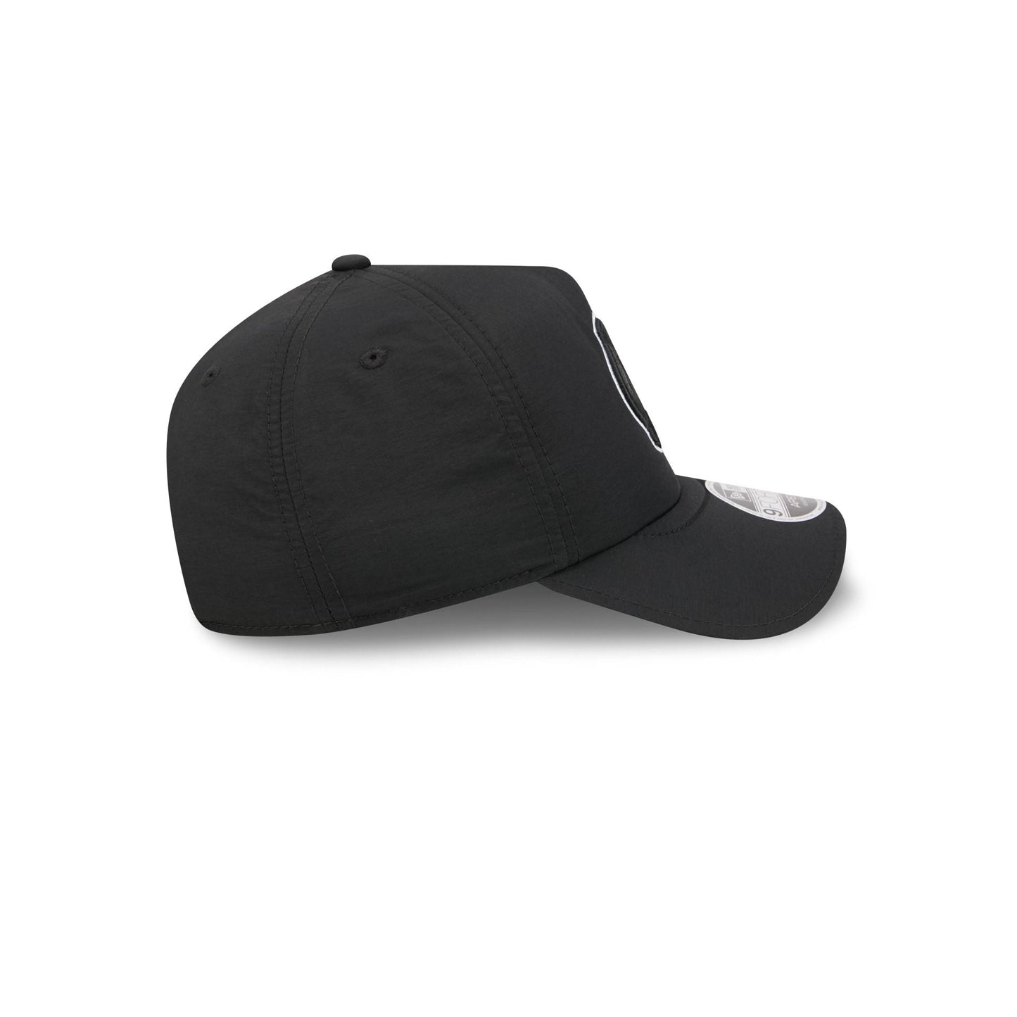 North Carolina Tar Heels Black 9FORTY APEX Snapback Hat