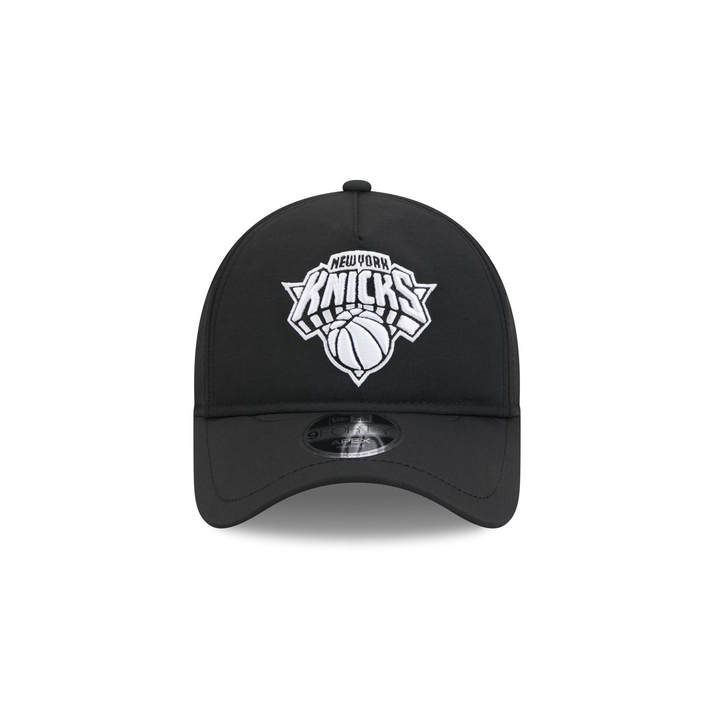 New York Knicks Black 9FORTY APEX Snapback Hat