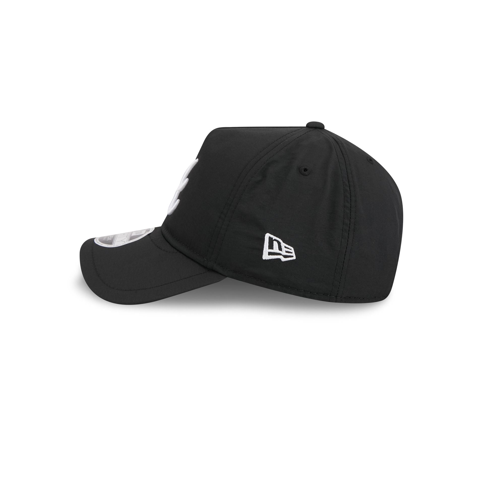 Atlanta Braves Black 9FORTY APEX Snapback Hat