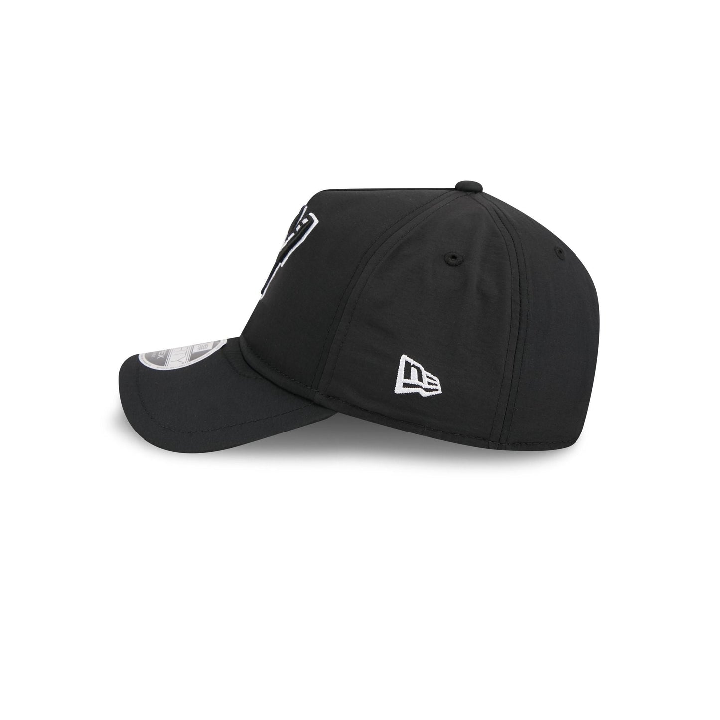San Antonio Spurs Black 9FORTY APEX Snapback Hat