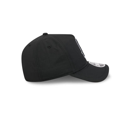 San Antonio Spurs Black 9FORTY APEX Snapback Hat