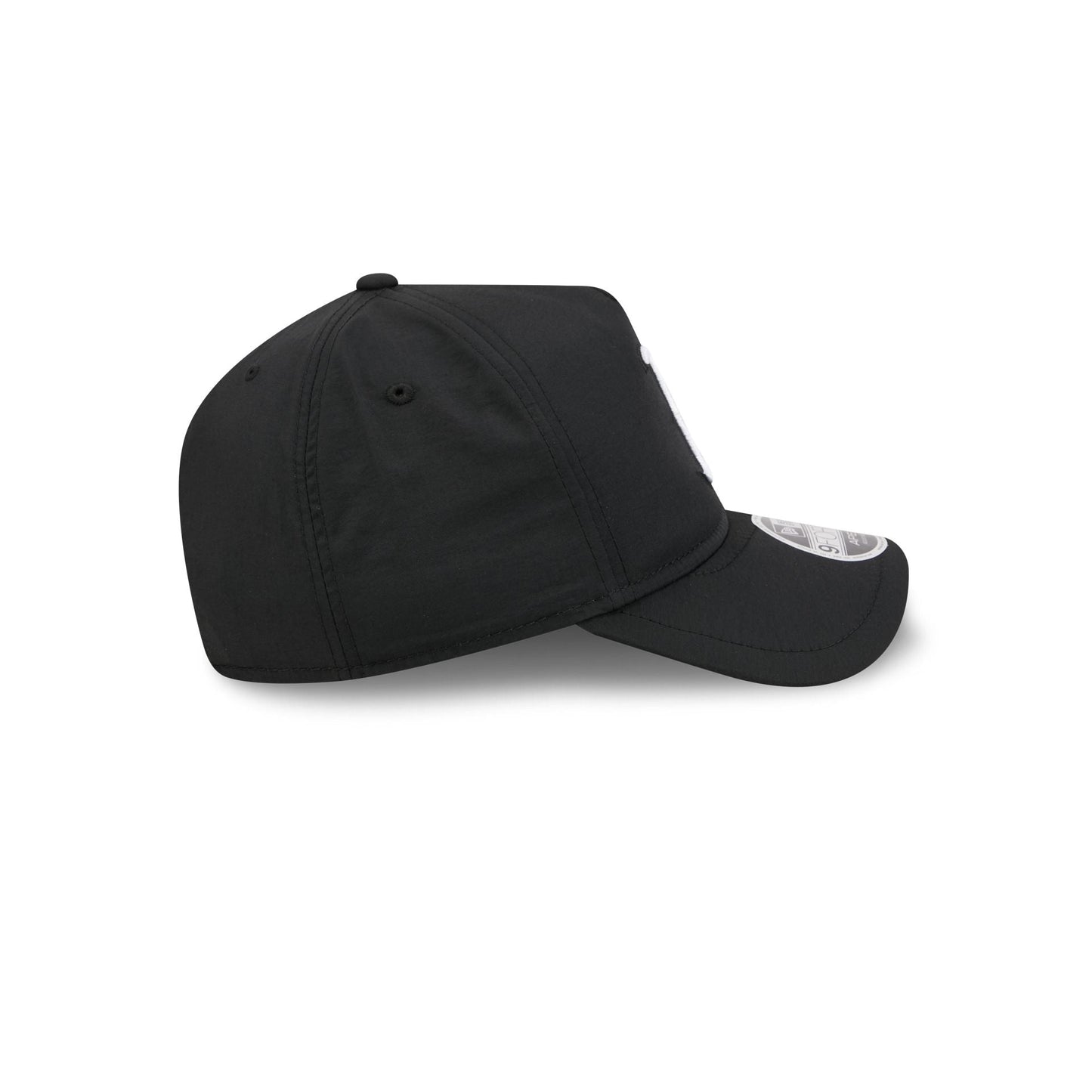 Boston Red Sox Black 9FORTY APEX Snapback Hat