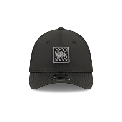 Kansas City Chiefs 2026 Training Black 39THIRTY M-Crown Stretch-Fit Hat