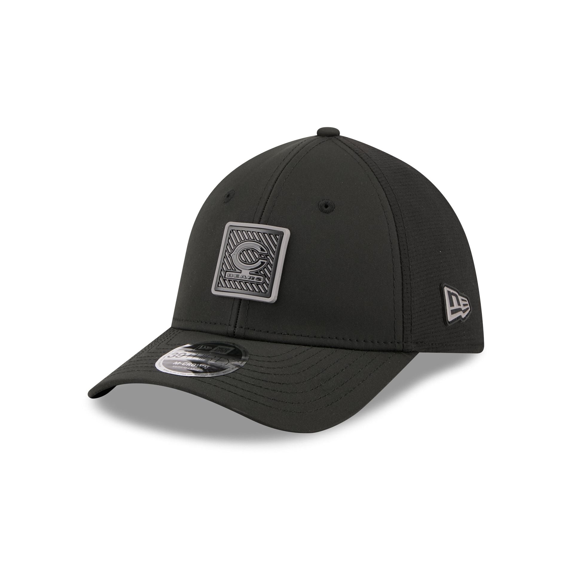 Chicago Bears 2026 Training Black 39THIRTY M-Crown Stretch-Fit Hat