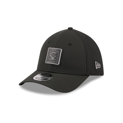 Chicago Bears 2026 Training Black 39THIRTY M-Crown Stretch-Fit Hat