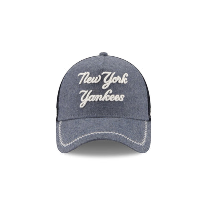 New York Yankees Navy Brushed Chambray 9FORTY A-Frame Trucker Hat