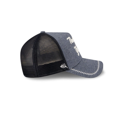 New York Yankees Navy Brushed Chambray 9FORTY A-Frame Trucker Hat