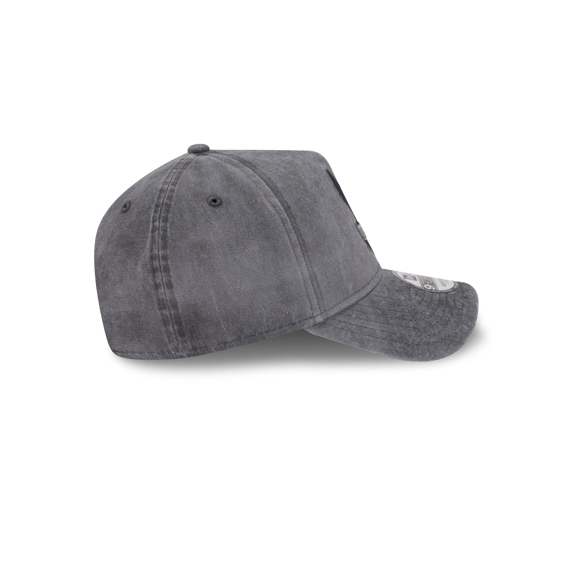 Looney Tunes Bugs Bunny Washed 9FORTY A-Frame Snapback Hat
