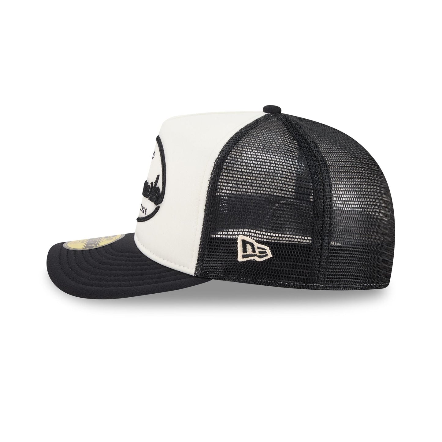 Chicago Blackhawks Chrome 59FIFTY Fitted Trucker Hat