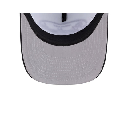 Chicago Blackhawks Chrome 59FIFTY Fitted Trucker Hat