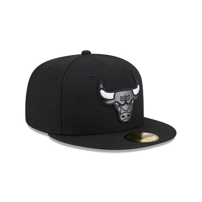 Chicago Bulls Black and White Basic 59FIFTY Fitted Hat