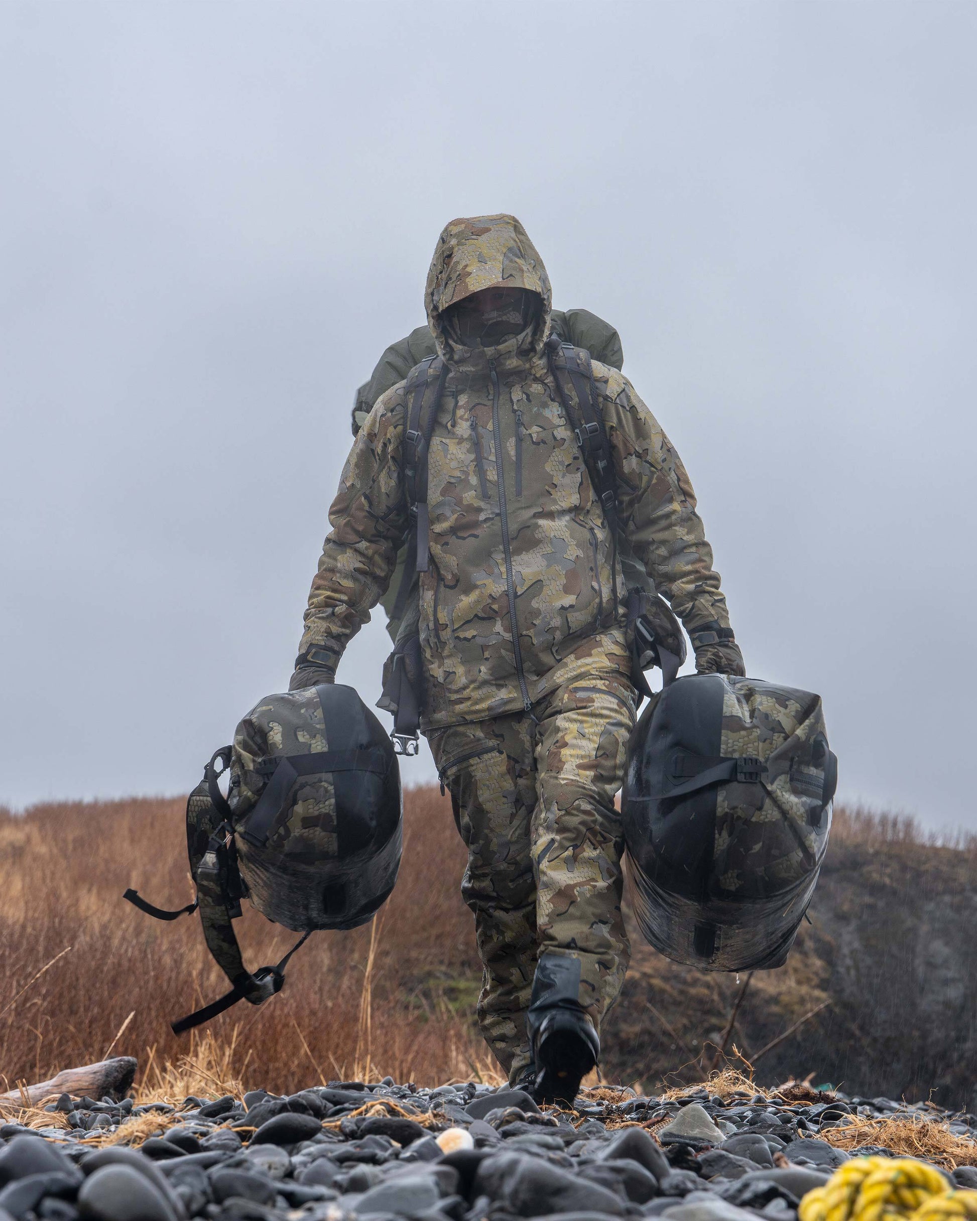 Kodiak 6600 Submersible Duffel | Stone