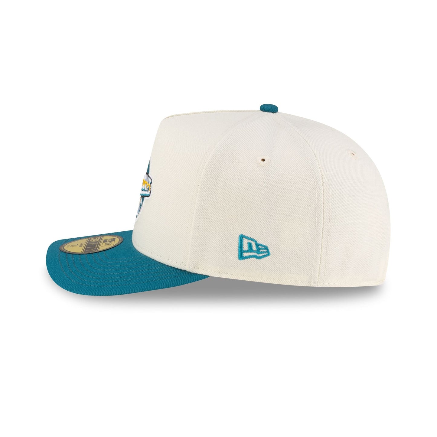 Detroit Pistons 1996-2001 Hardwood Classics Express Chrome White 9FIFTY A-Frame Snapback Hat