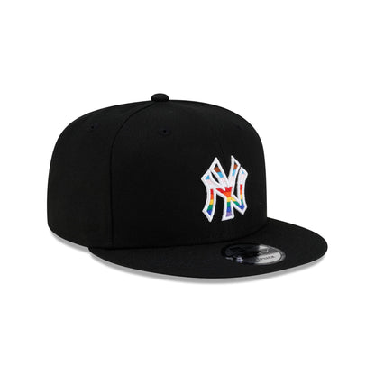 New York Yankees Pride 9FIFTY Snapback Hat