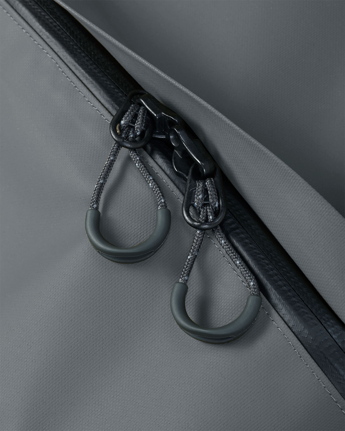 Taku BLSTX 4200 Duffel | Gunmetal