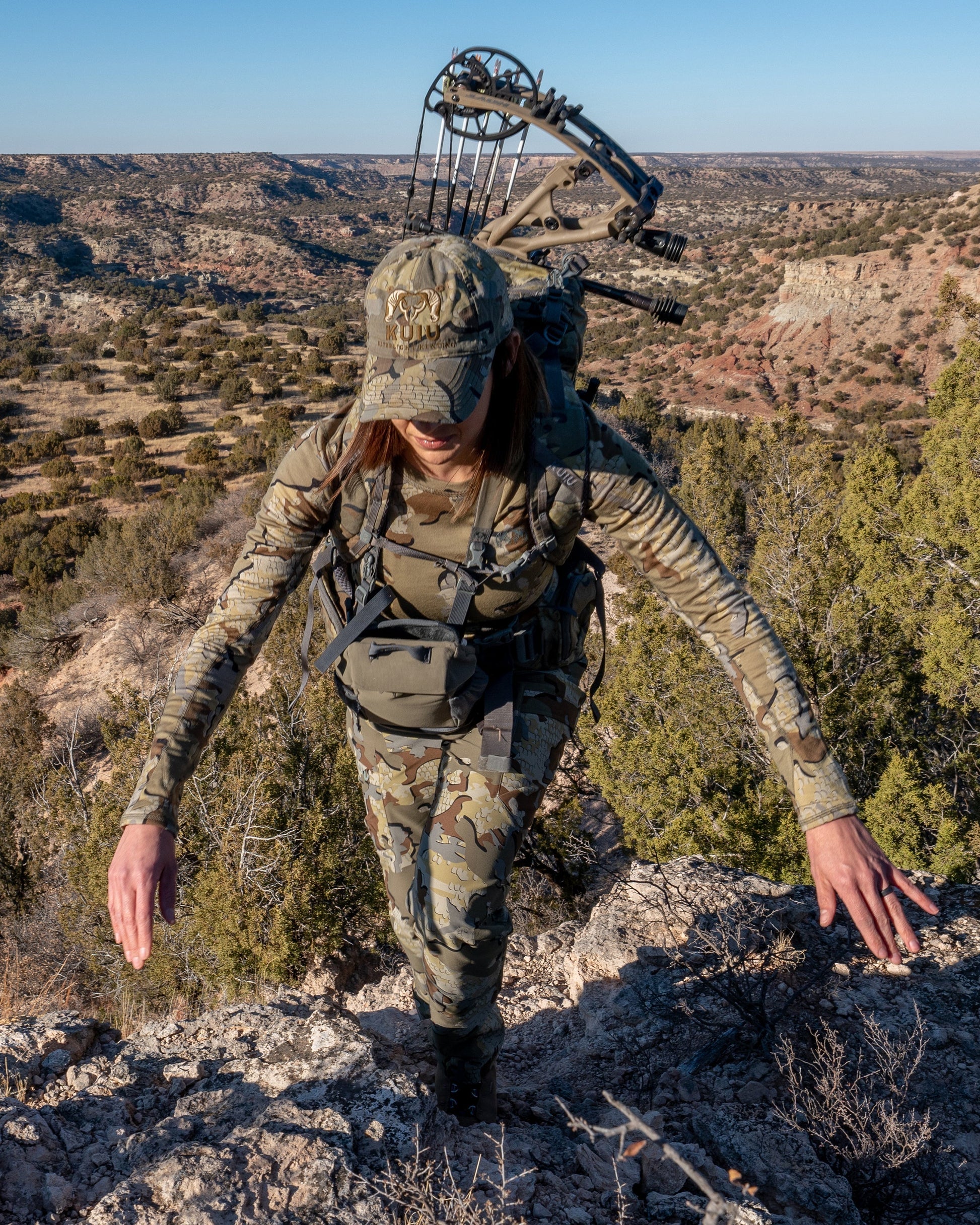 Women's ULTRA Merino 145 LS Crew | Gunmetal