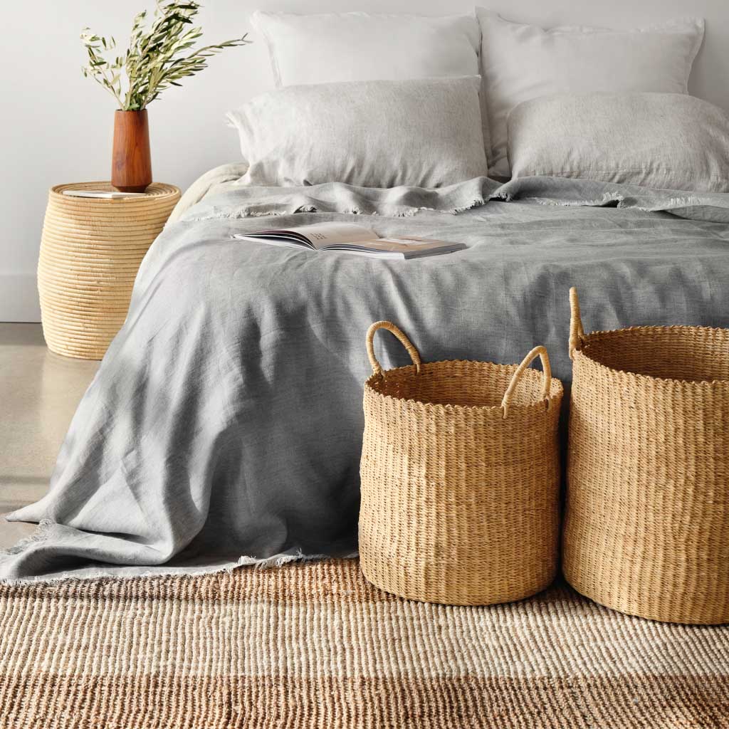 Aditha Handwoven Jute Accent Rug