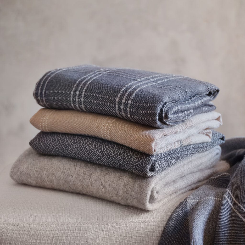 Adriano Alpaca Throw