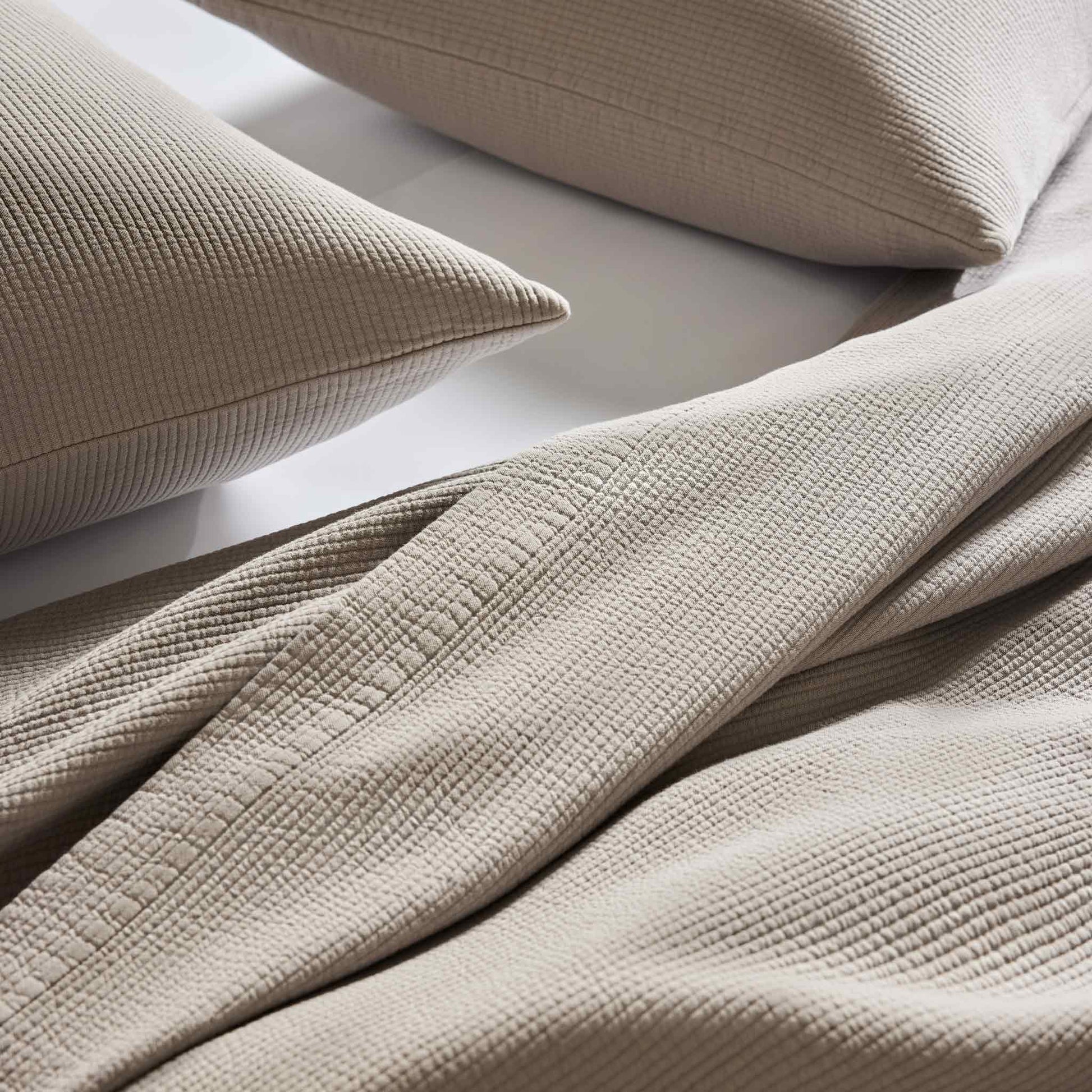 Starter Bundle: Ribbed Matelasse Quilt