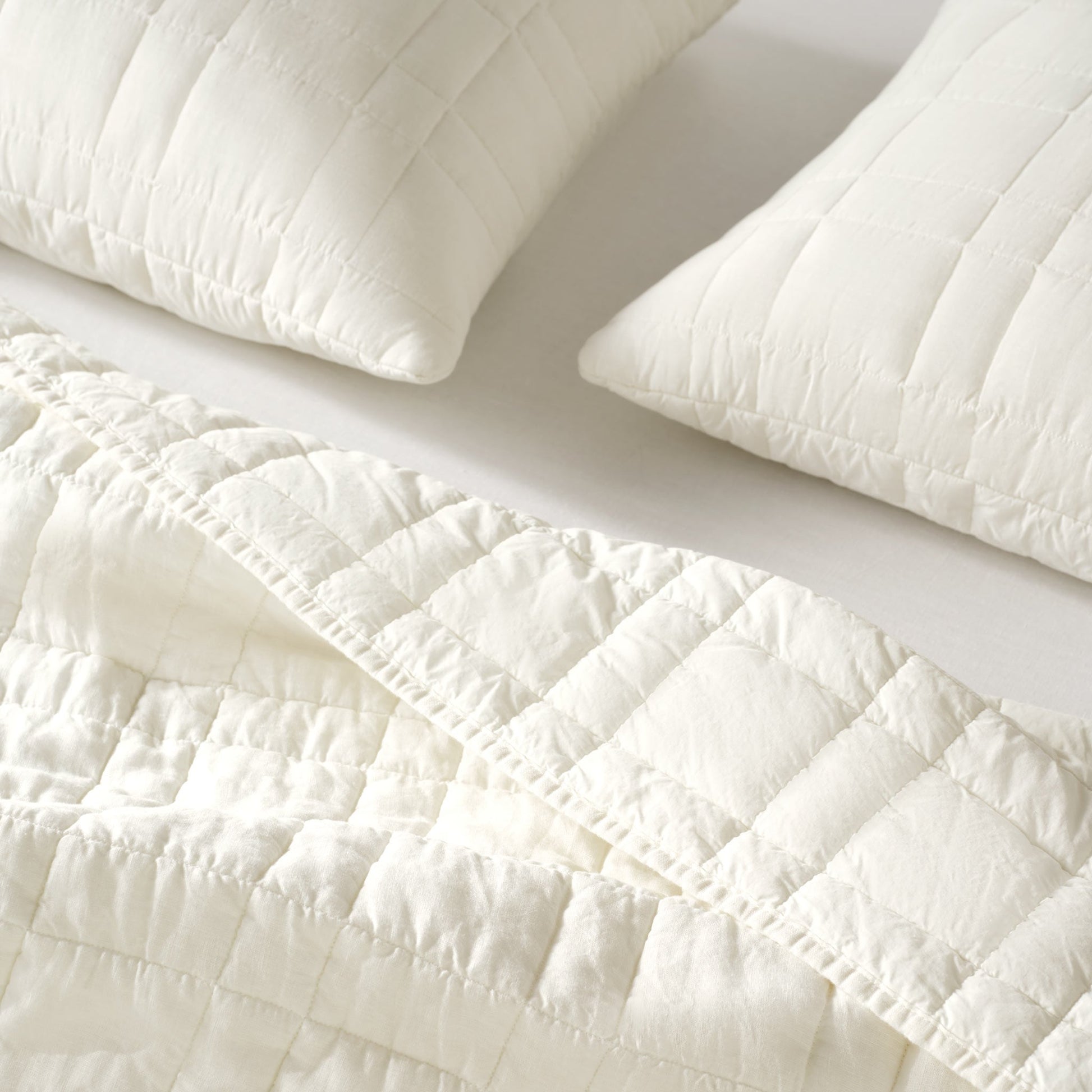 Washed European Linen Quilt Set