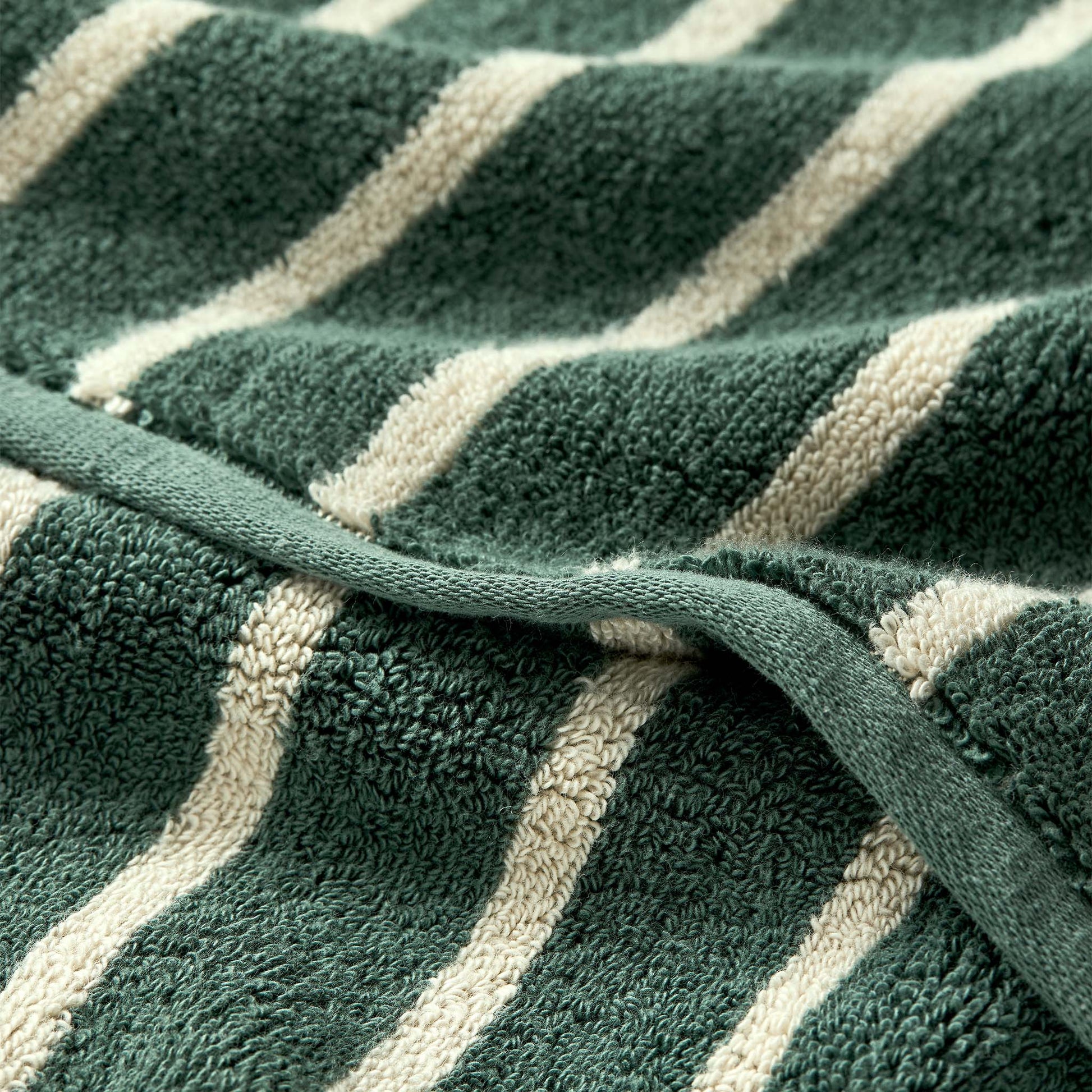 Super-Plush Set of 4 Bath Towel Bundle