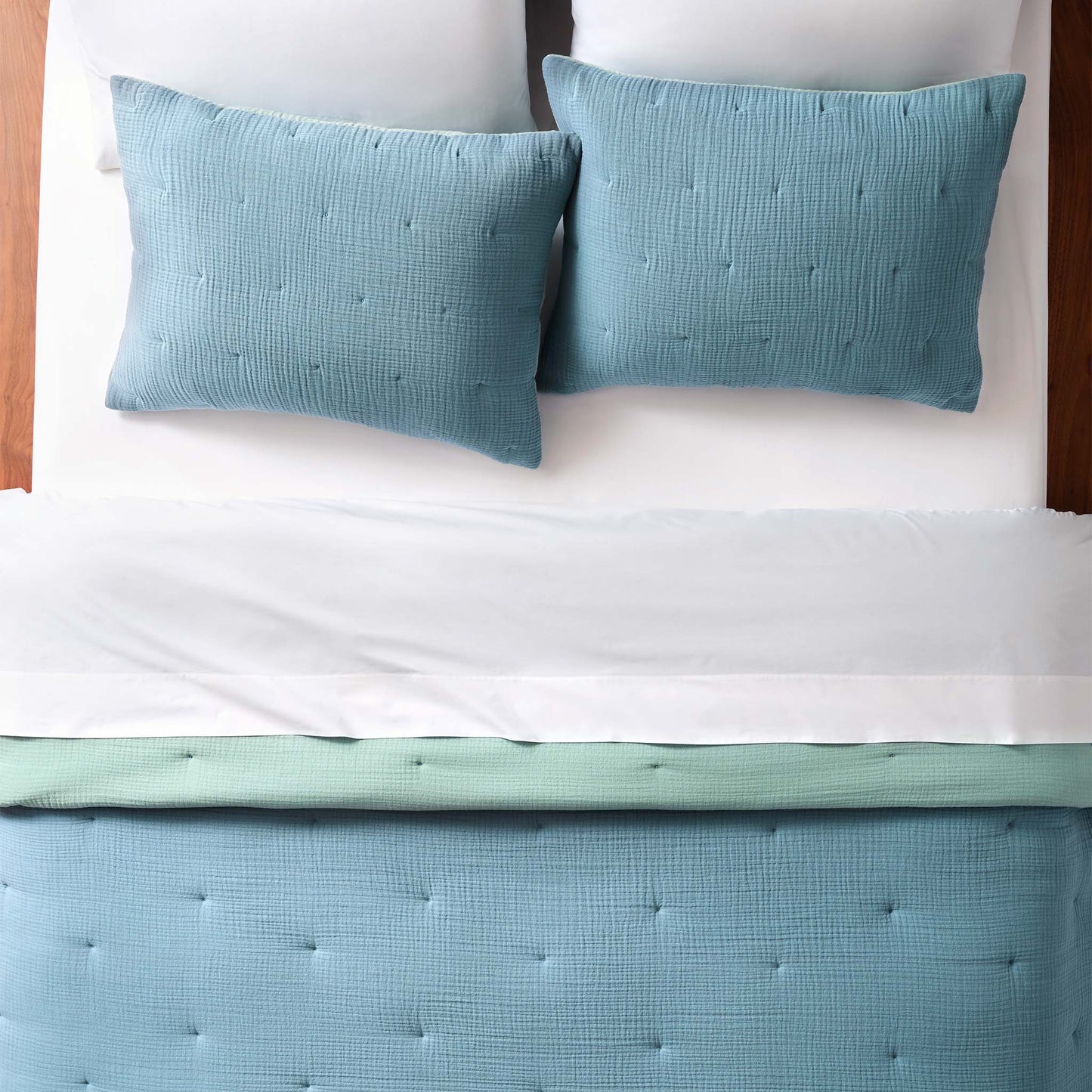 Breezeweave Reversible Cotton Comforter