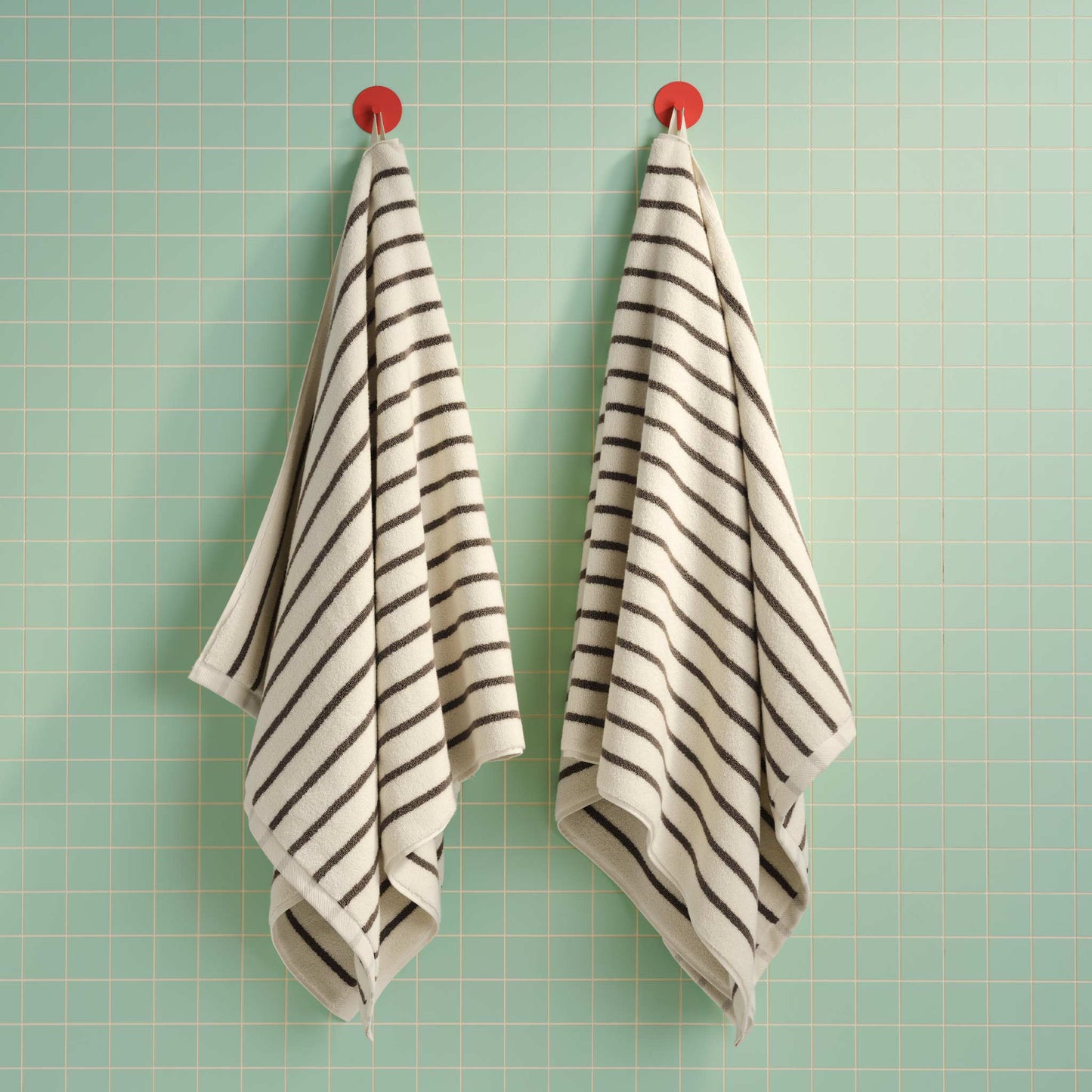 Super-Plush Set of 4 Bath Towel Bundle