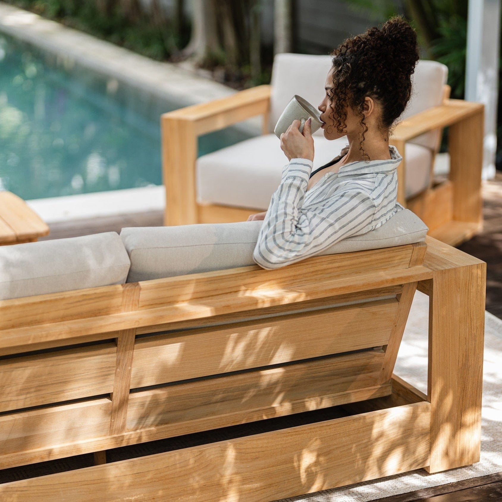 Cove Right-Facing Chaise Sectional