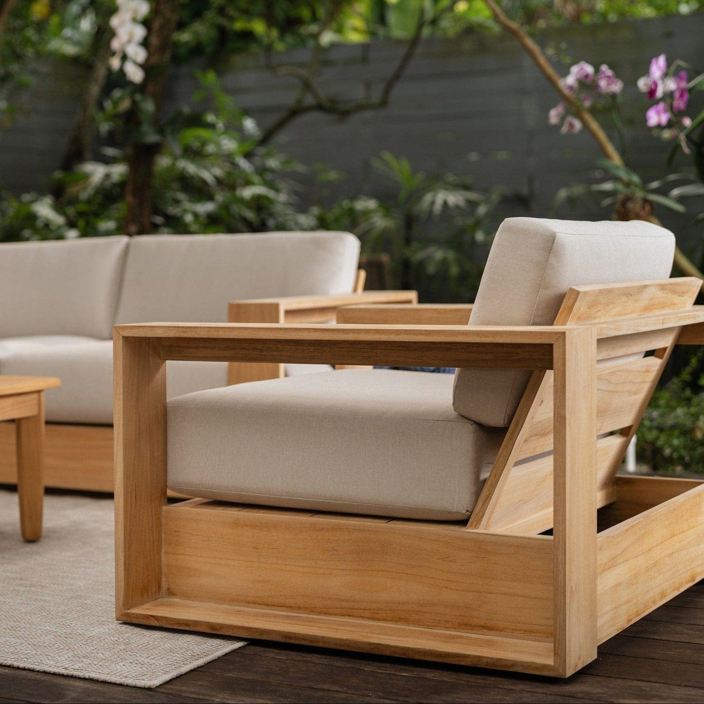 Cove Right-Facing Chaise Sectional