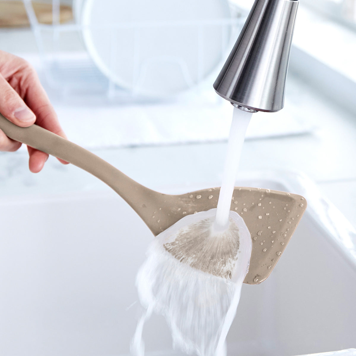Platinum Silicone Solid Turner | Taupe