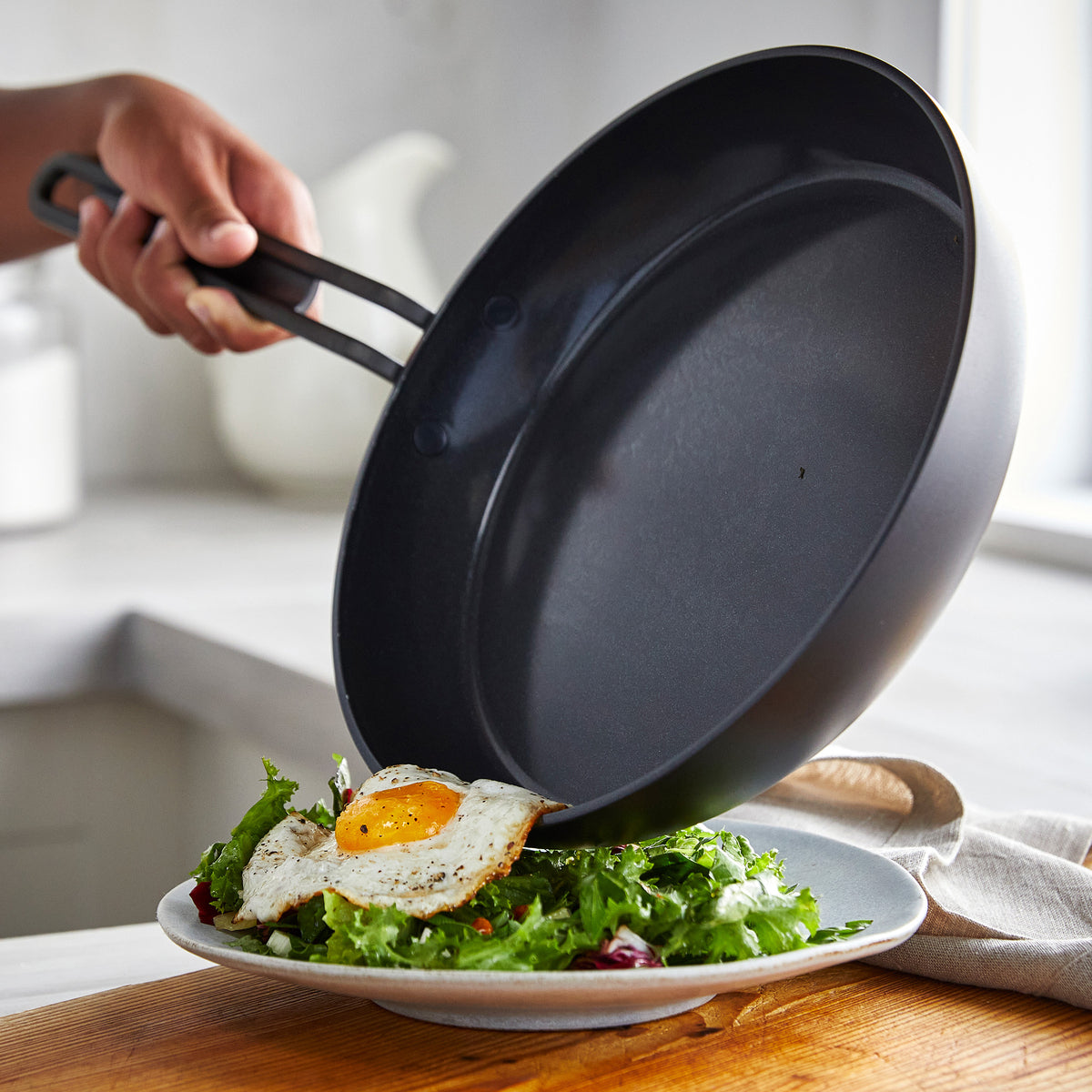 Stanley Tucci™ Ceramic Nonstick 11-Piece Cookware Set | Milano Black