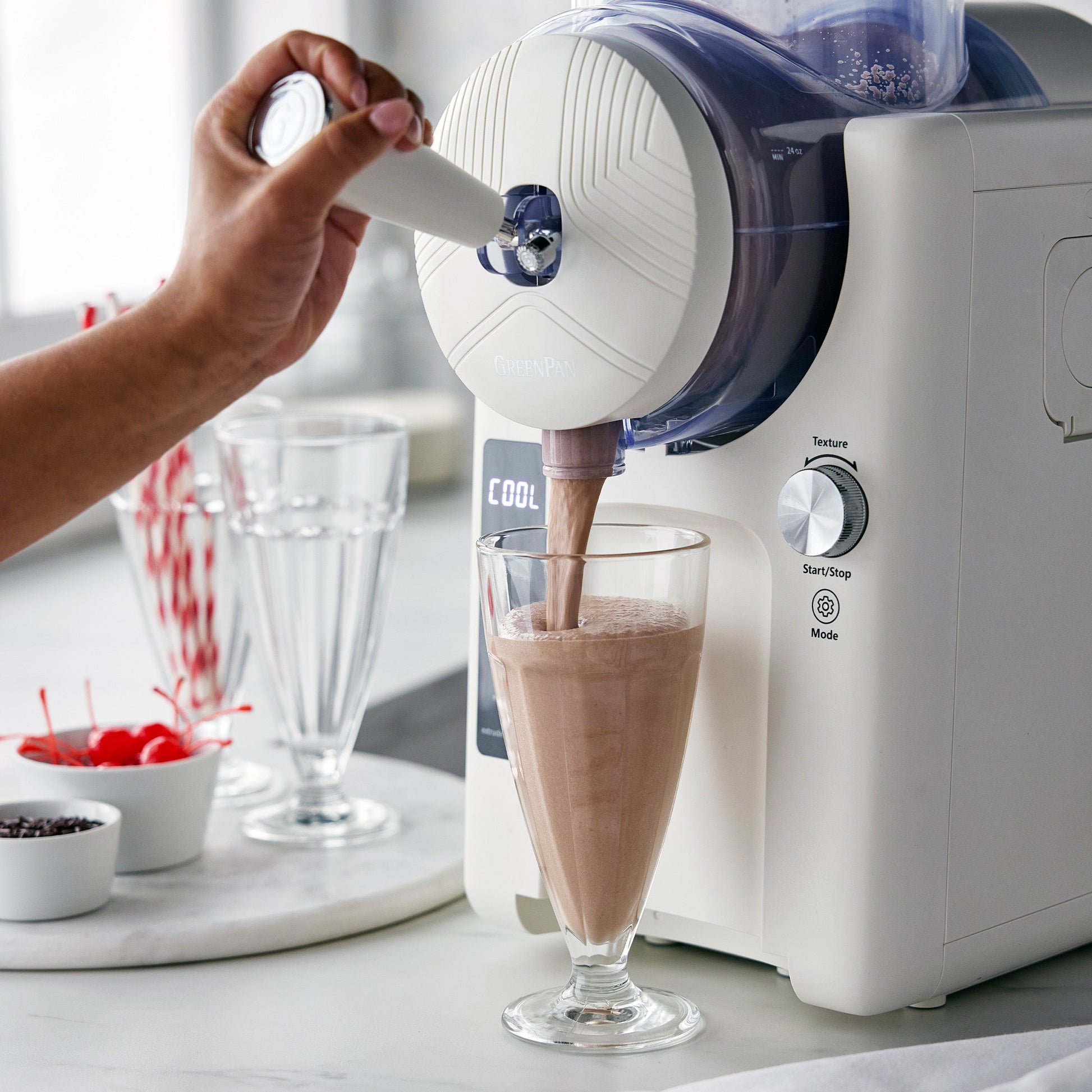 Frost Classic 15-in-1 Ice Cream & Frozen Drink Maker | Cream