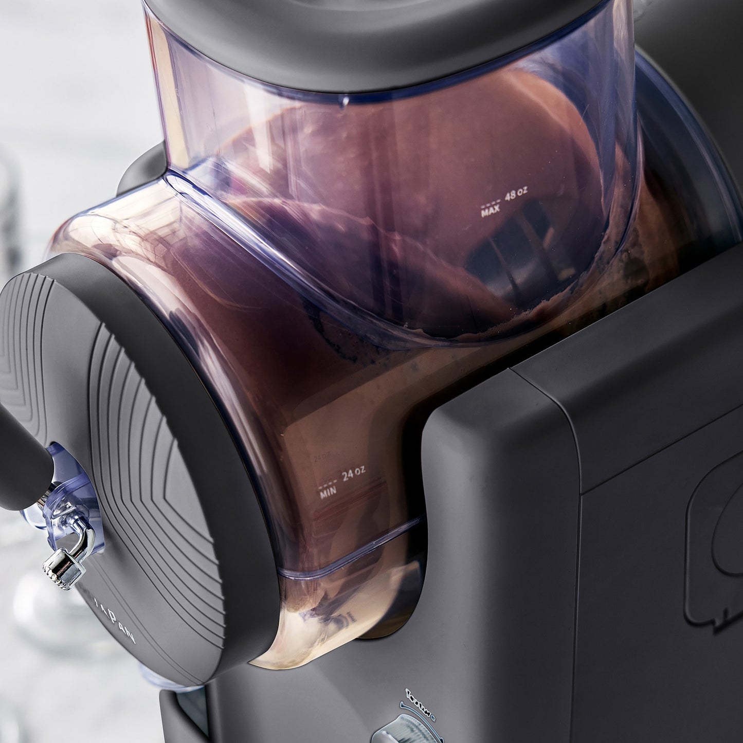 Frost Classic 15-in-1 Ice Cream & Frozen Drink Maker | Licorice