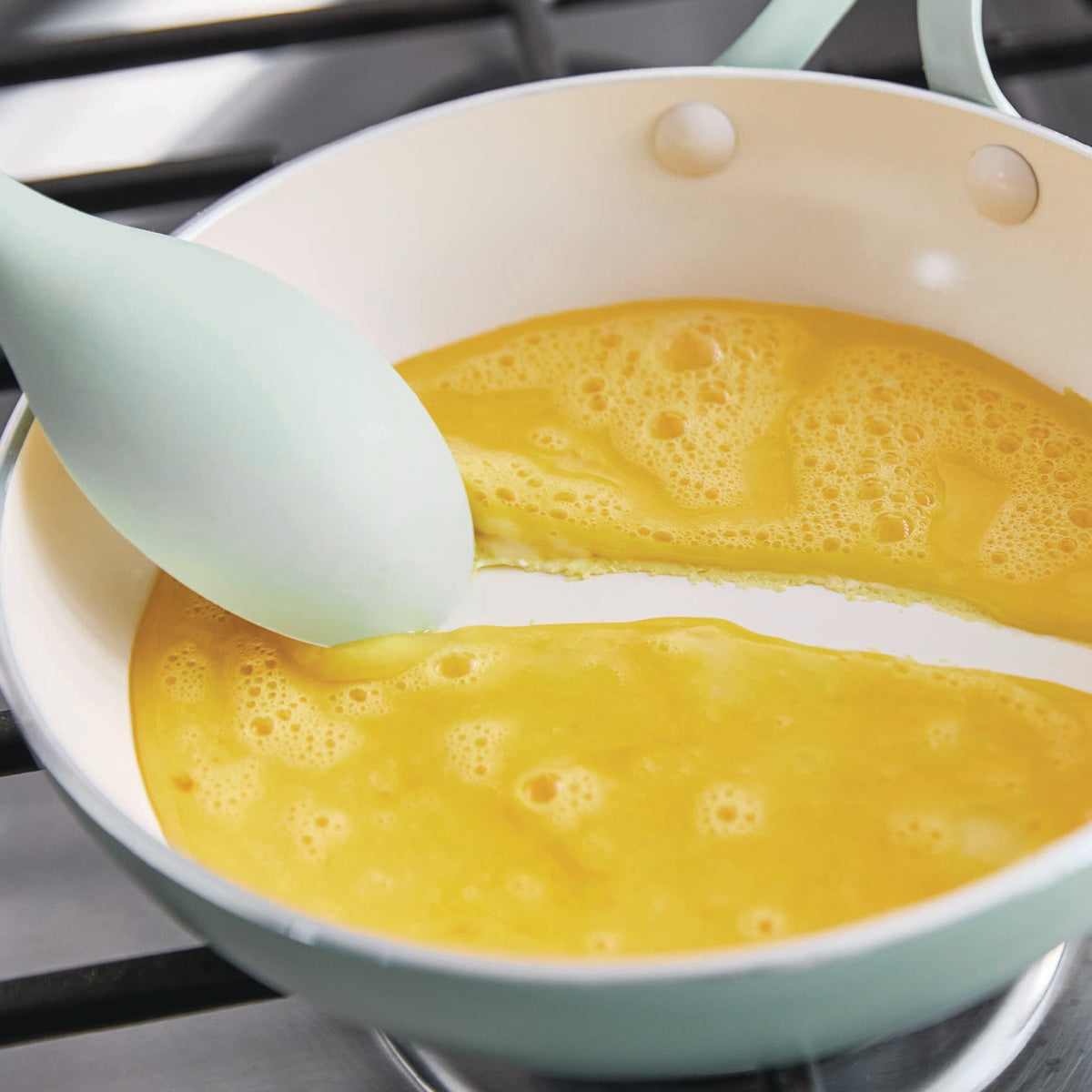 Nova Gallery Ceramic Nonstick 8" and 10" Frypan Set | Pistachio