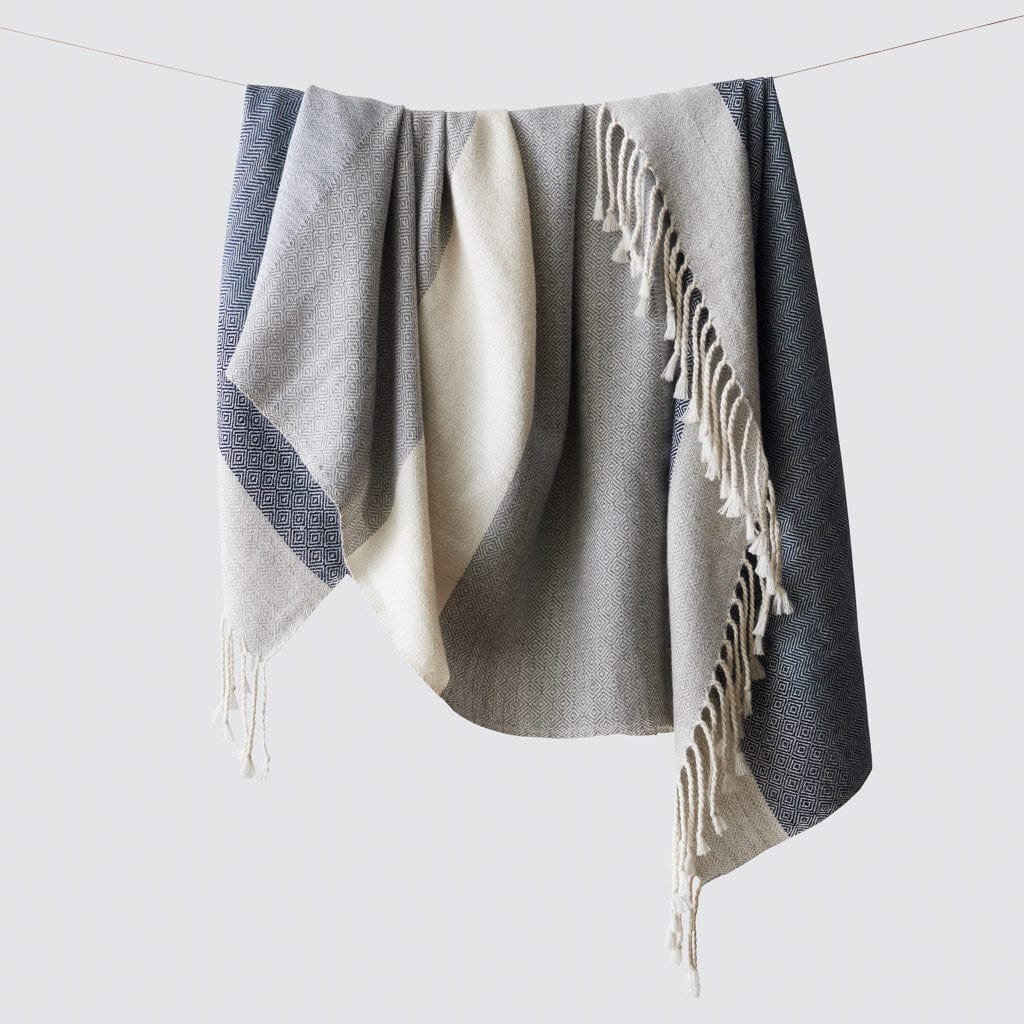 Cascada Alpaca Throw