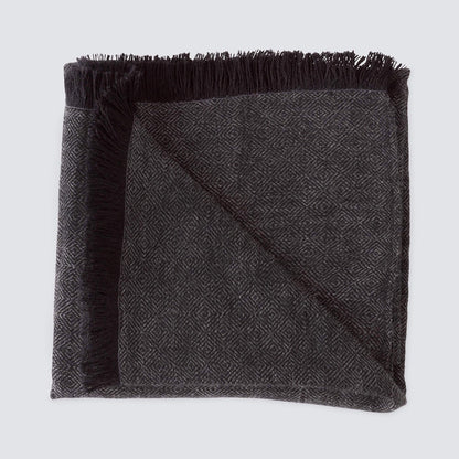 La Calle Alpaca Throw