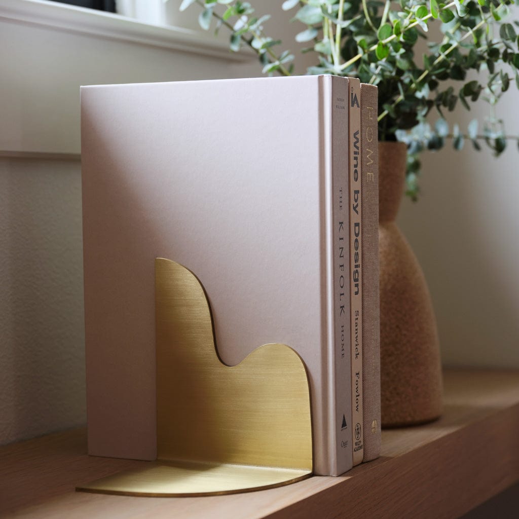 Dasar Brass Bookend