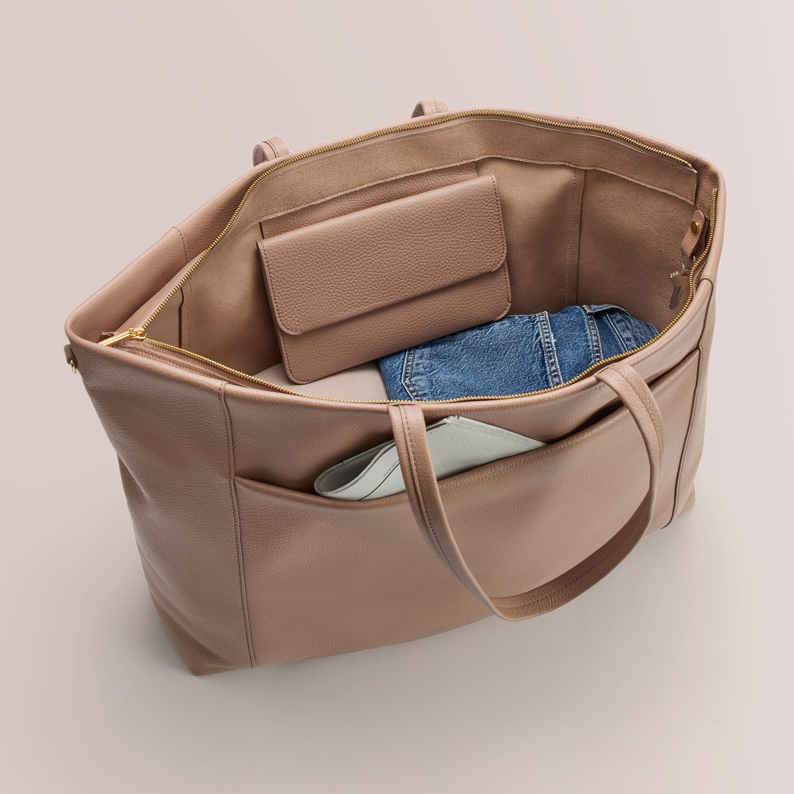 Easy Voyager Bag