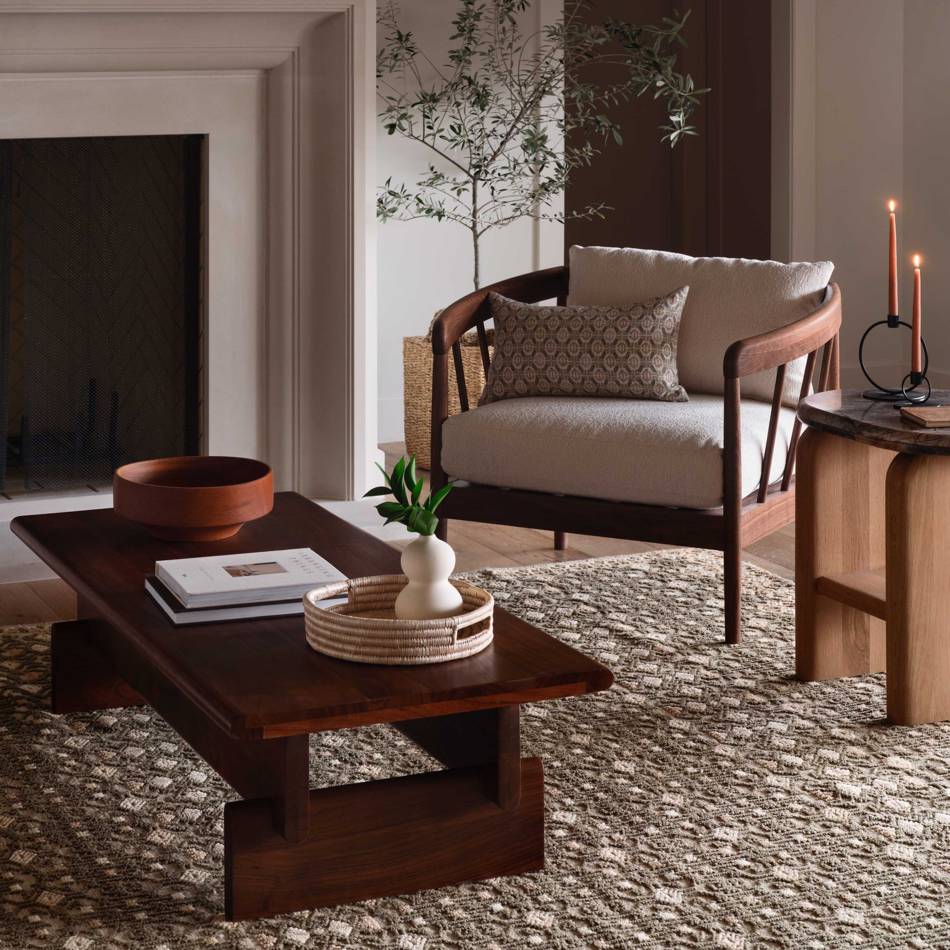 Hanita Hand-Knotted Area Rug