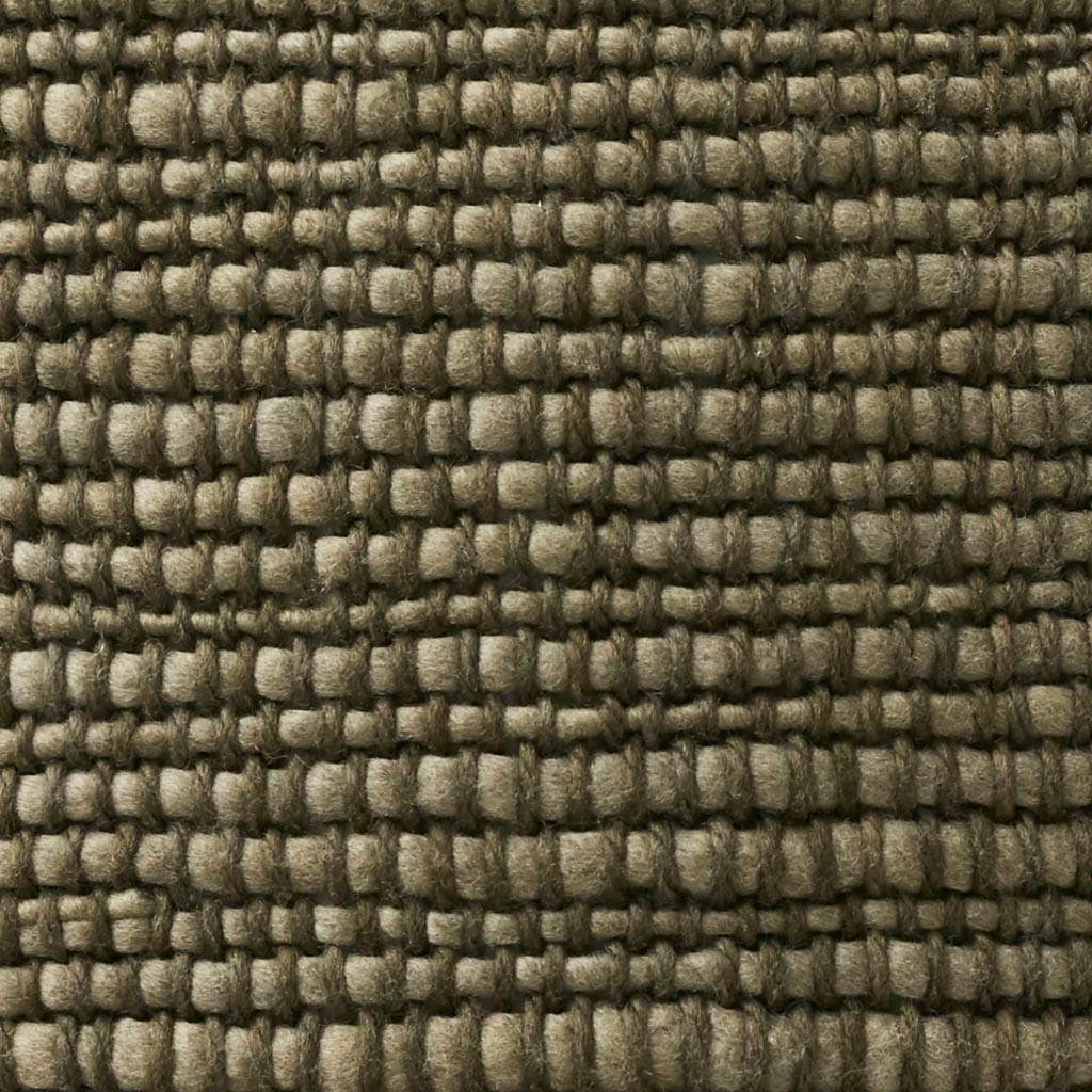 Isidora Pillow