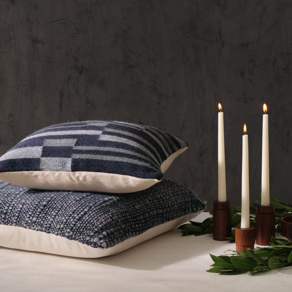 Isidora Pillow