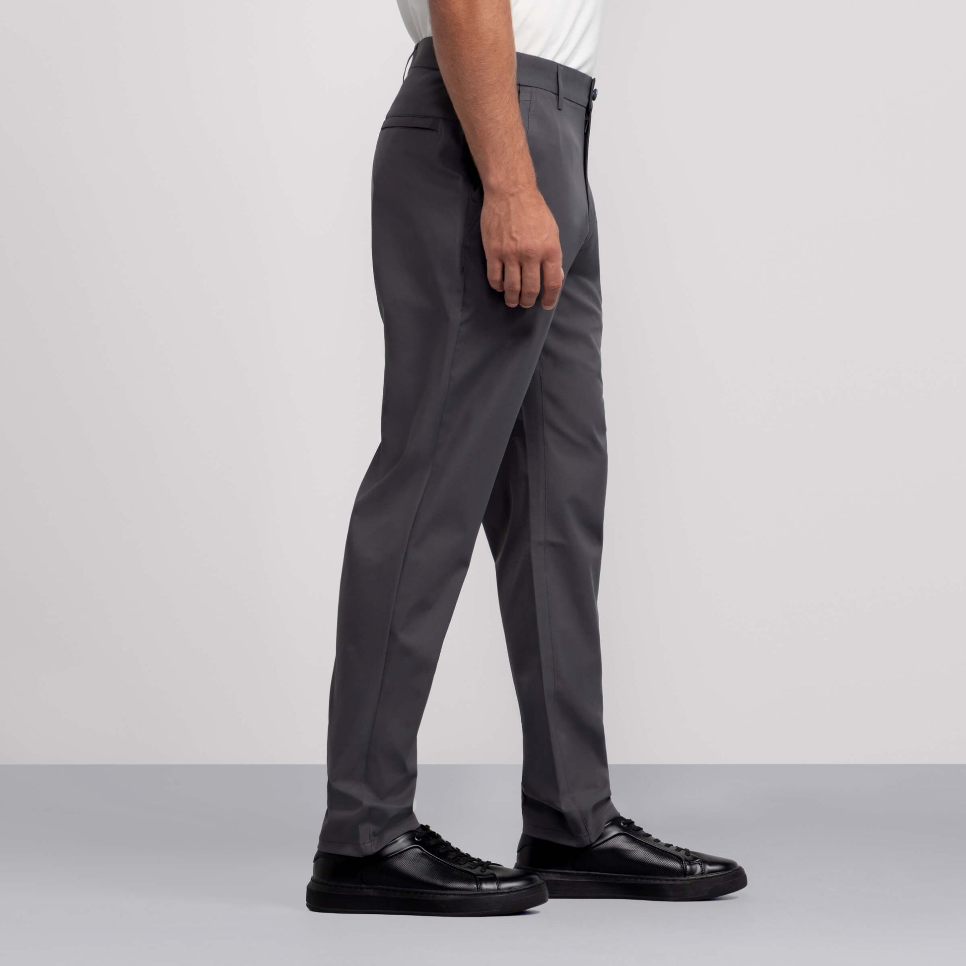 Jetsetter Tech Pant Relaxed Fit -- Charcoal Gray