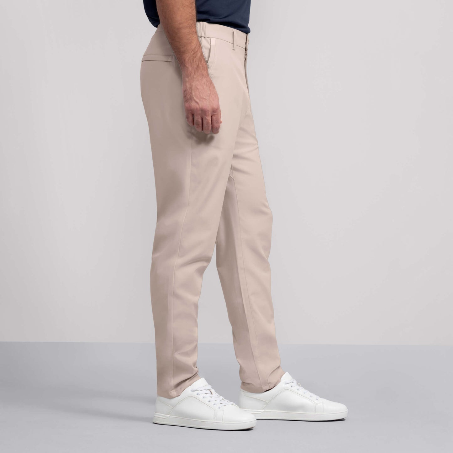 Jetsetter Tech Pant Relaxed Fit -- Oak Khaki