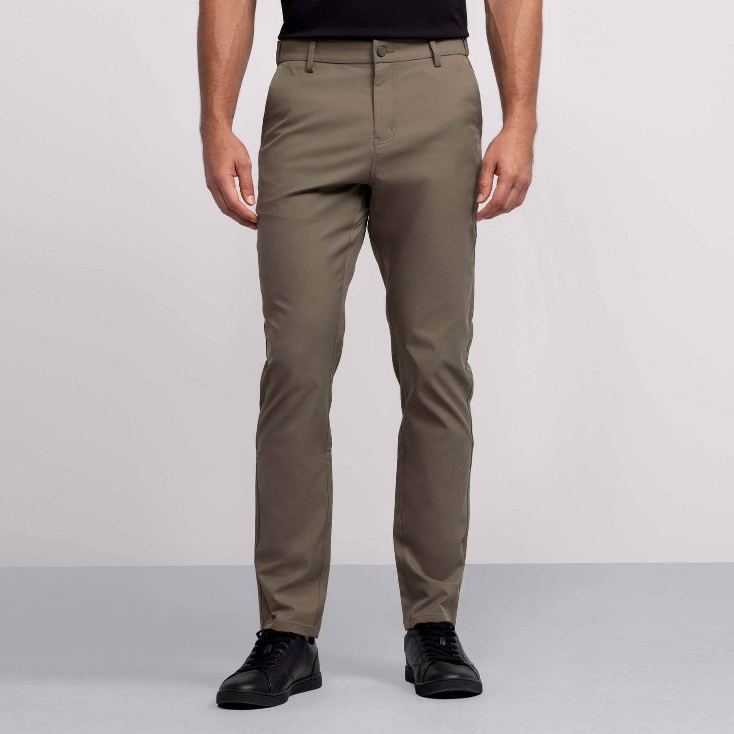Jetsetter Tech Pant Slim Fit -- Olive Green