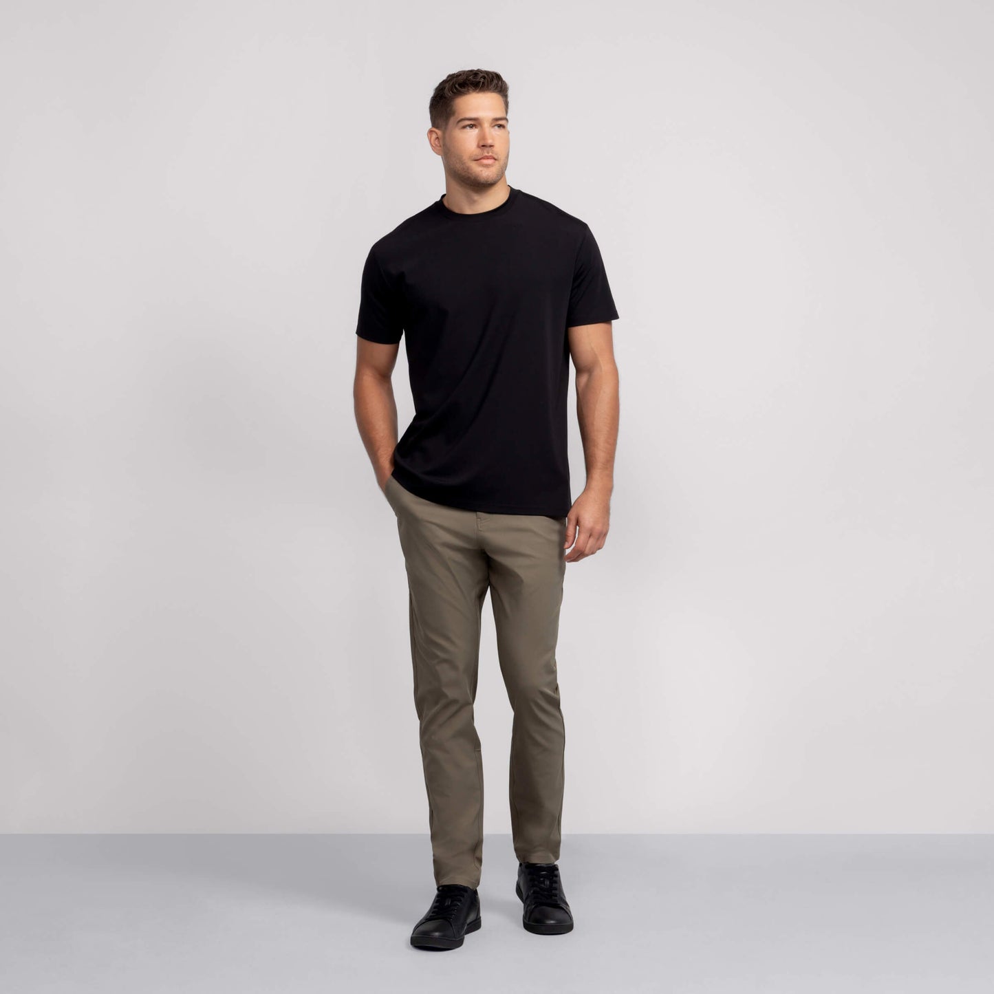 Jetsetter Tech Pant Classic Fit -- Olive Green