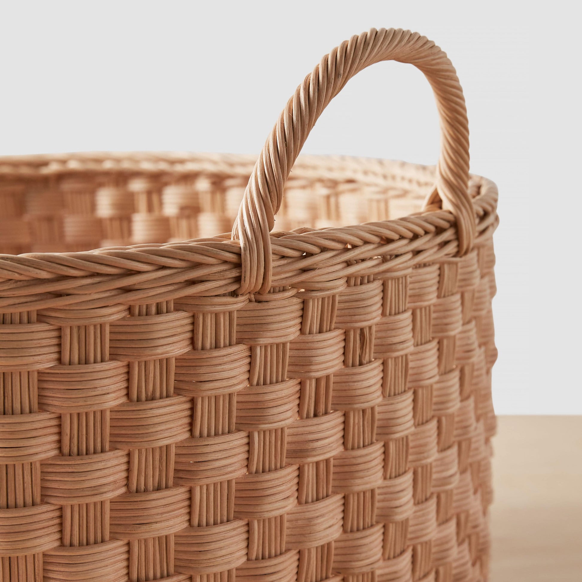 Kawi Wicker Floor Basket