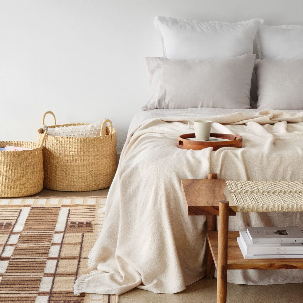 La Calle Alpaca Bed Blanket